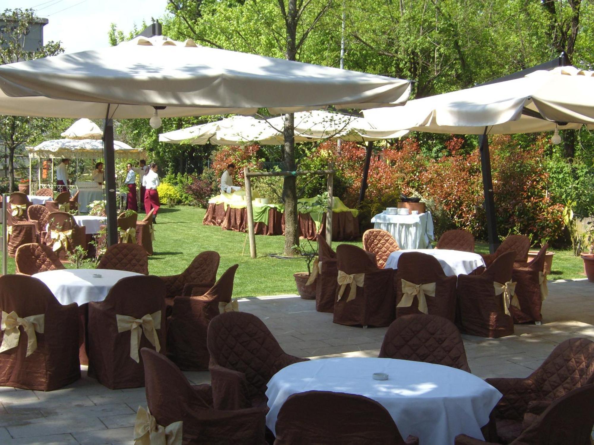 Hotel Ca' Delle Rose Castelfranco Veneto Exterior foto